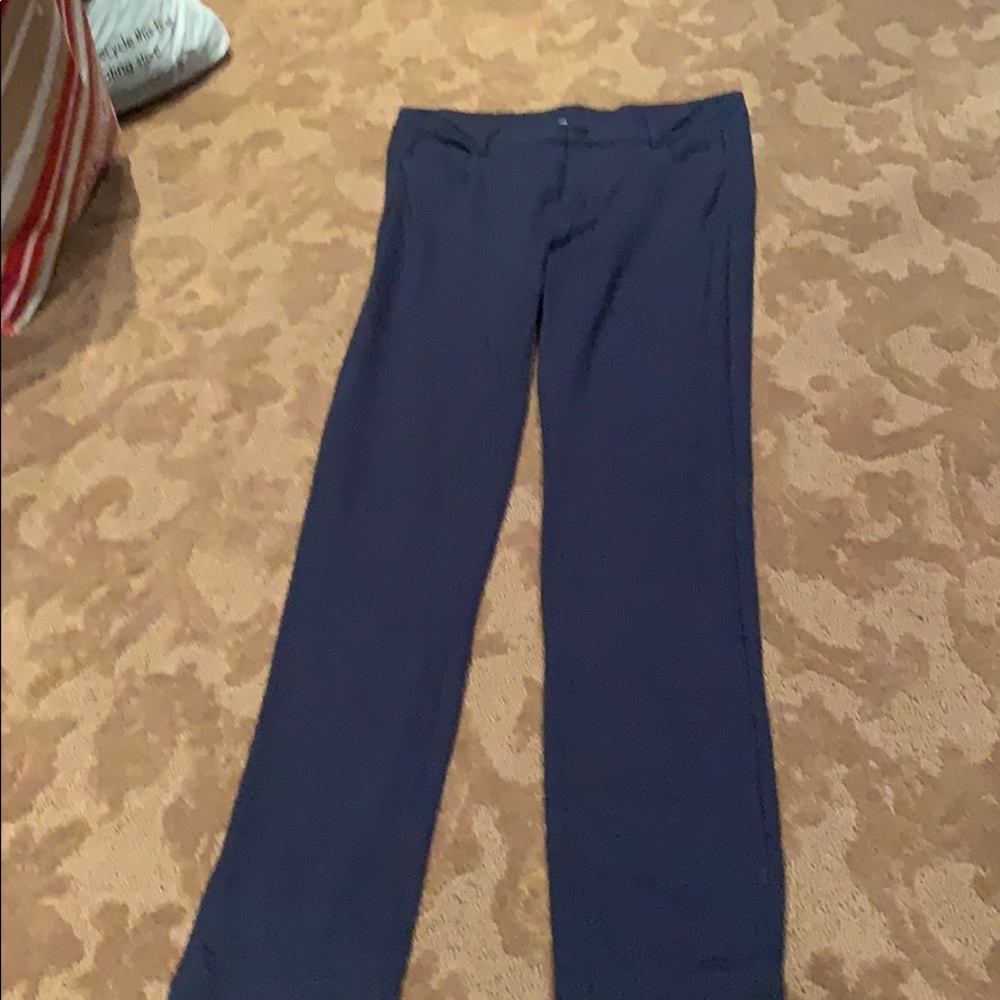 Women’s navy Athleta classic pants size 8